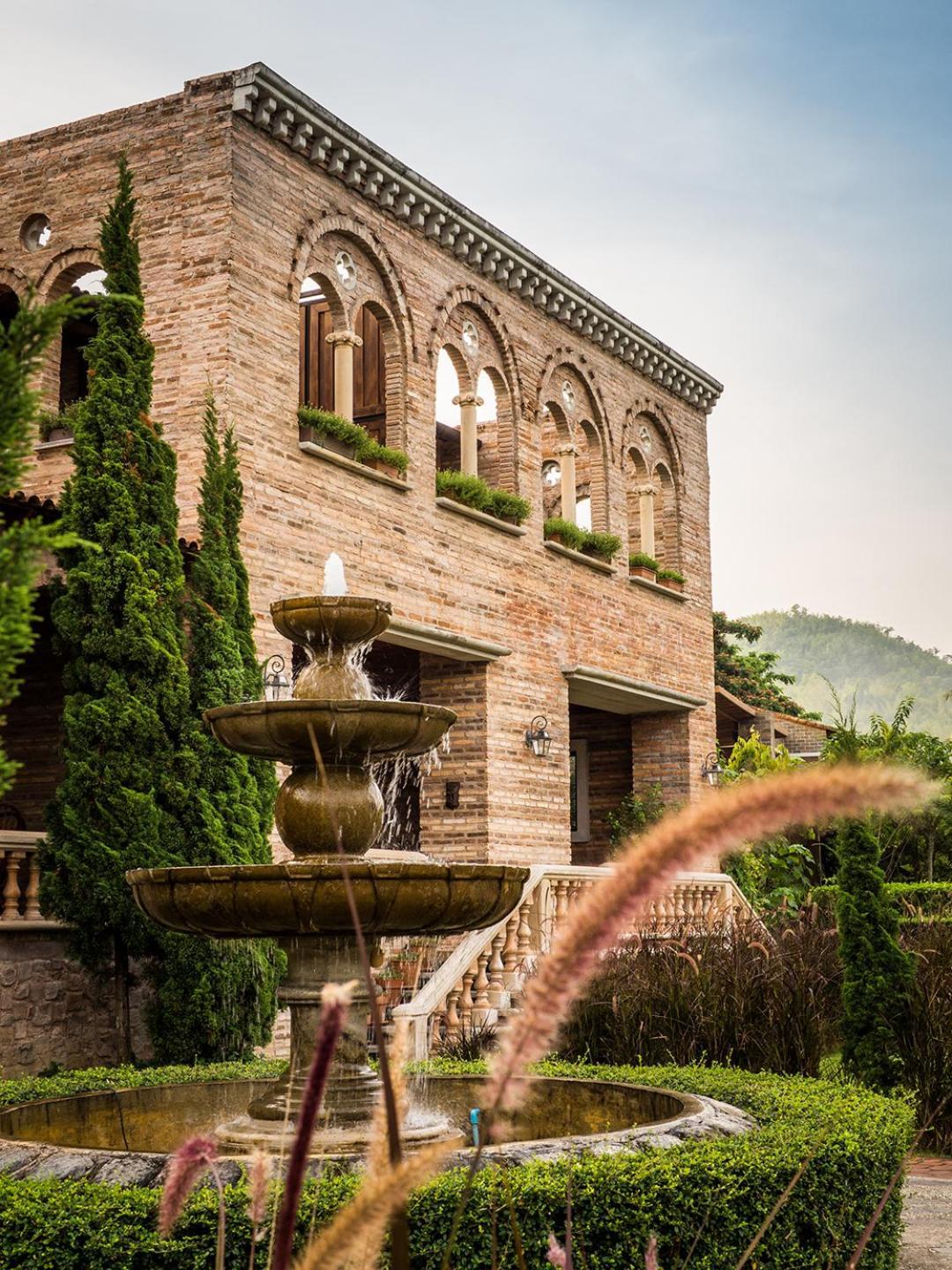 La Toscana Suan Phueng Bagian luar foto
