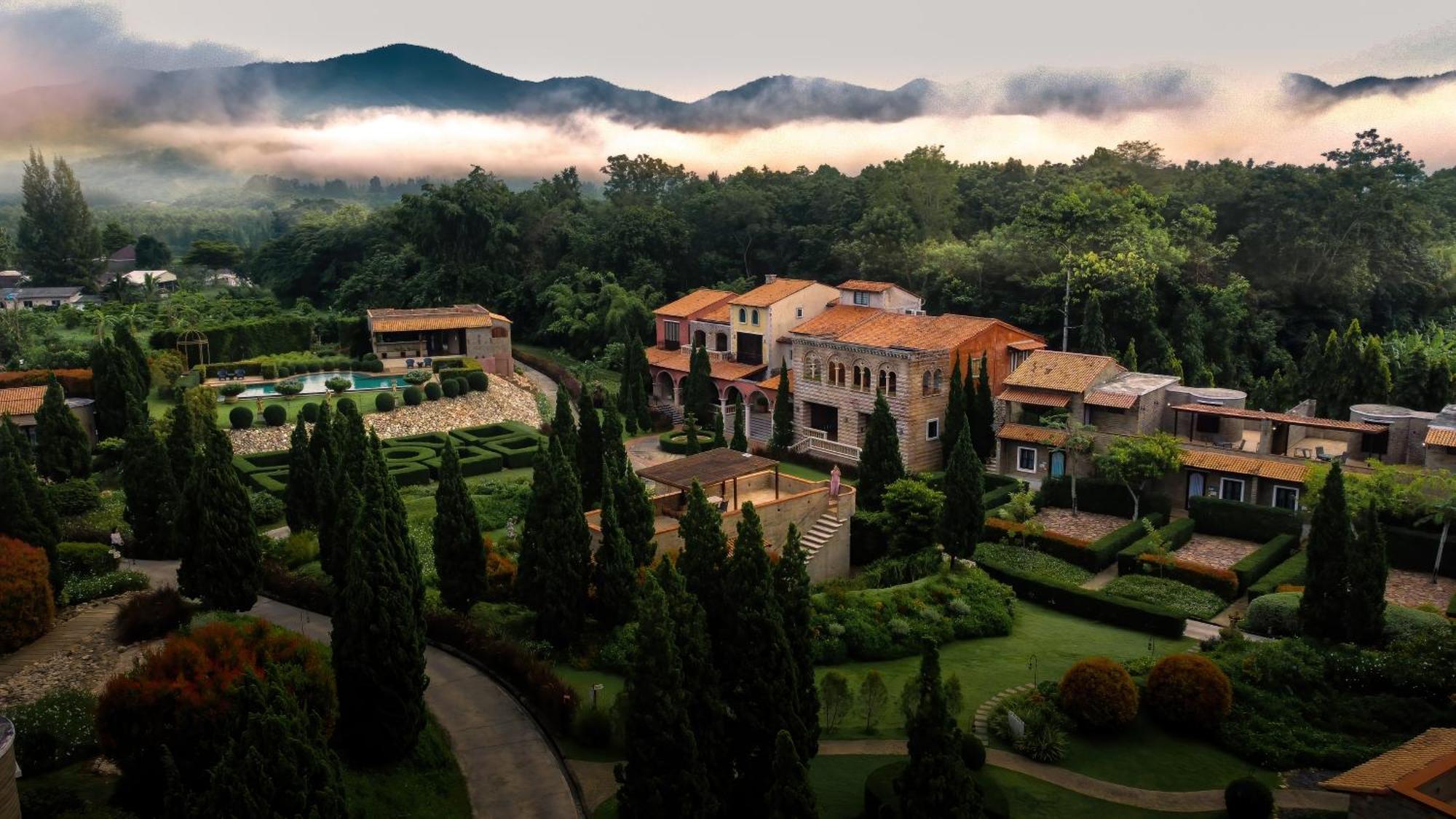La Toscana Suan Phueng Bagian luar foto